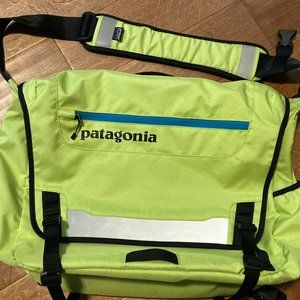 Patagonia Messenger Bag (Full size)